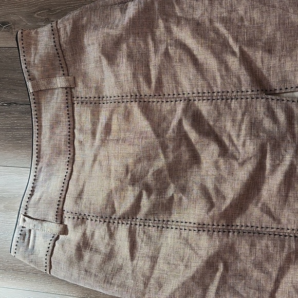 White House Black Market Skirt - Picture 2 of 6